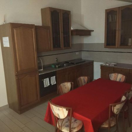Room In Guest Room - Single Room Between Padua And Chioggia Brugine 外观 照片